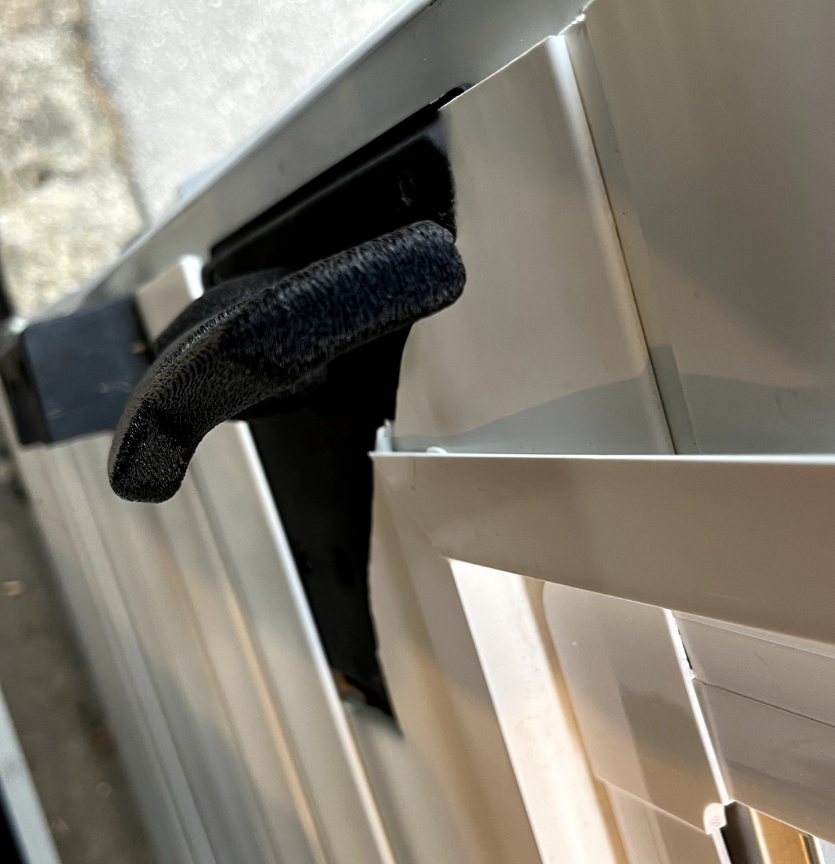 Großer Schiebetürgrif Ducato von Oben. Zuatzgriff nicht nötig