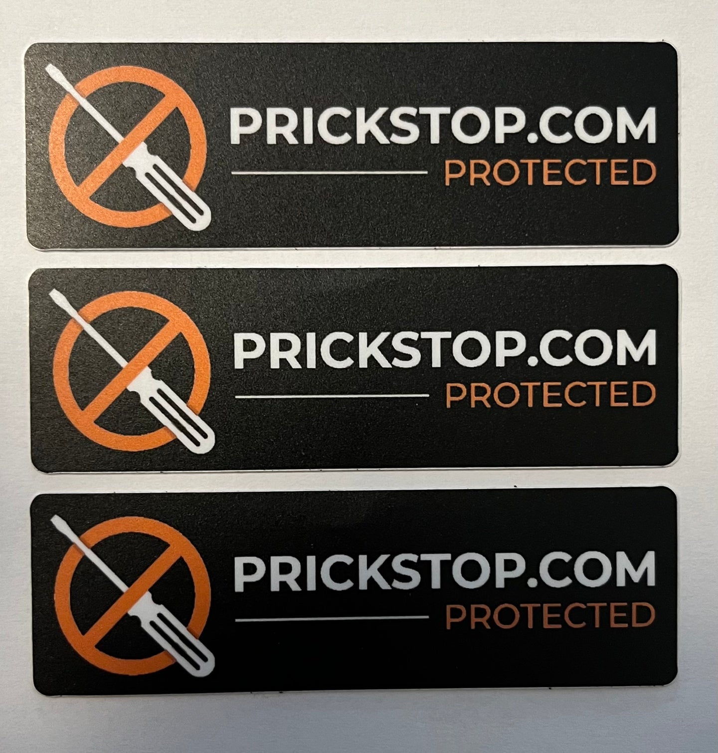 Prickstop Sicherheitsaufkleber – schwarze Variante für dezente Optik. 3 Stück set
