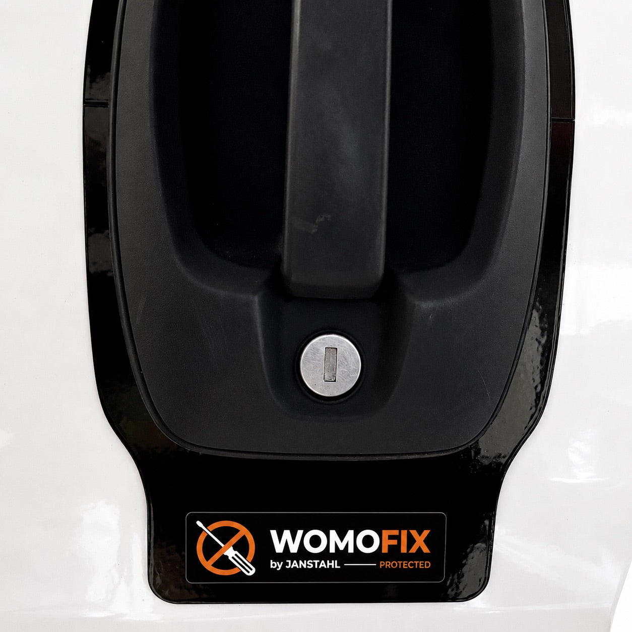 WOMOFIX Pro Außenschutzblech gegen Prick-Attacken